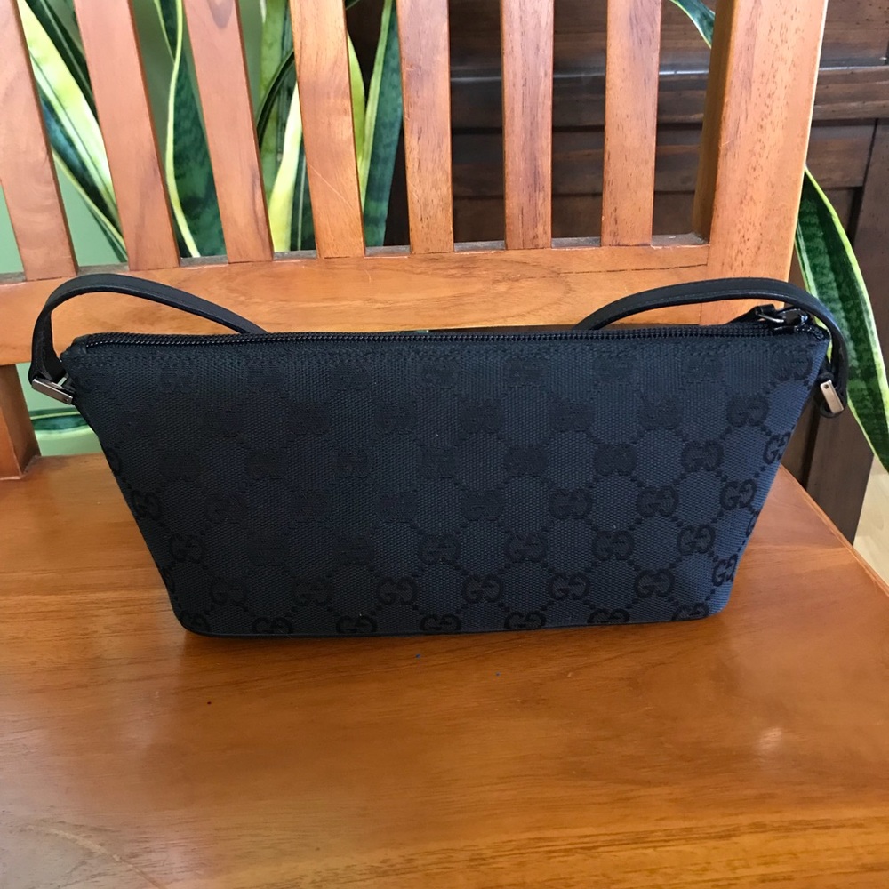 Authentic Gucci Pochette